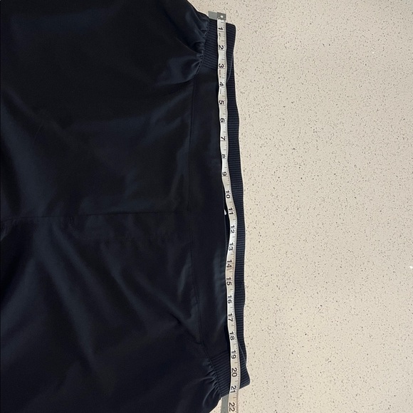 Livi Active Black Cargo Pants - Picture 12 of 12